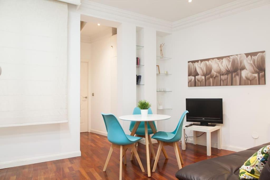 Tranquilo Apartamento En Chueca In2Iz5 Мадрид Екстериор снимка
